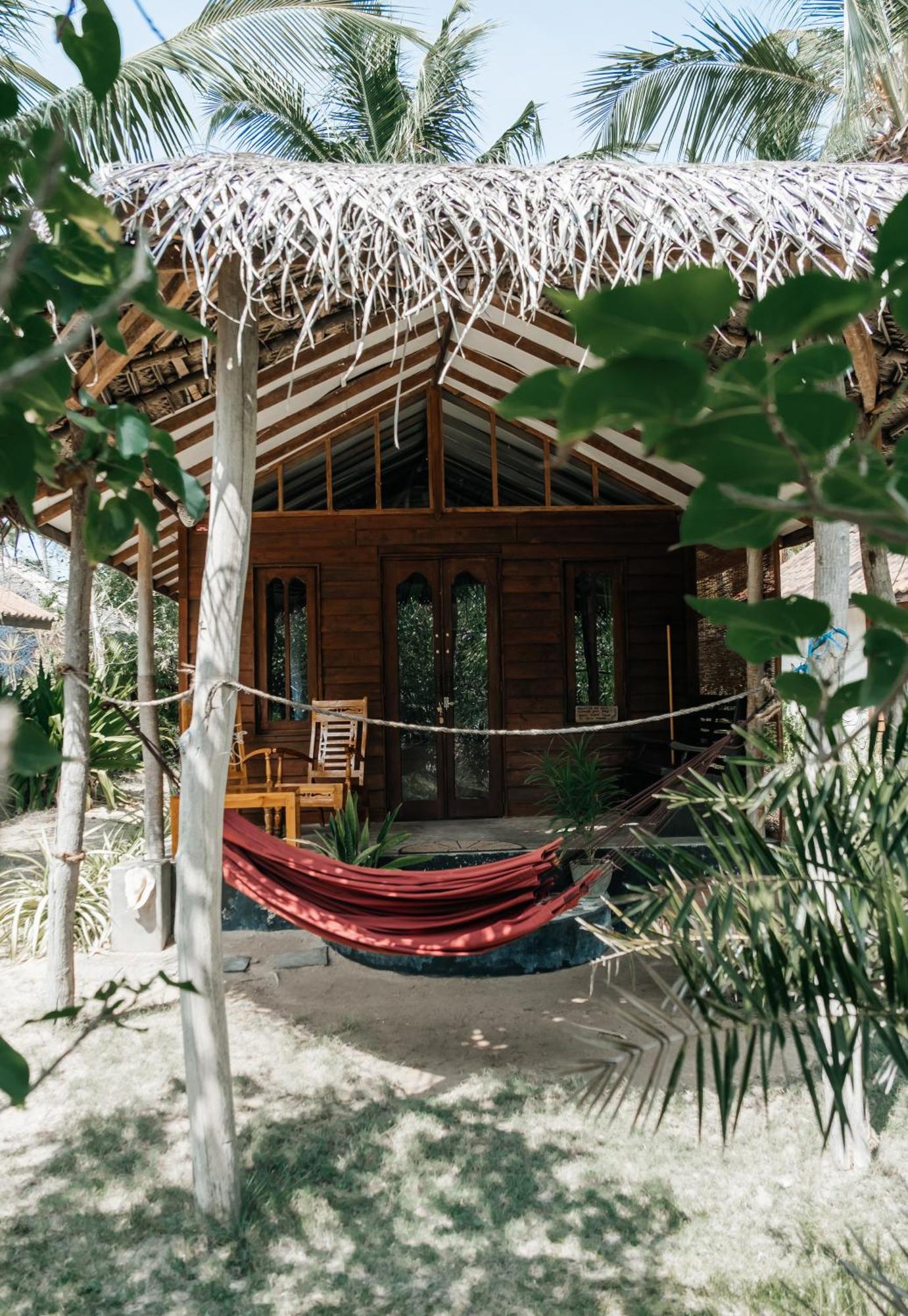Kitesurfing Lanka Hotel Kalpitiya Exterior photo